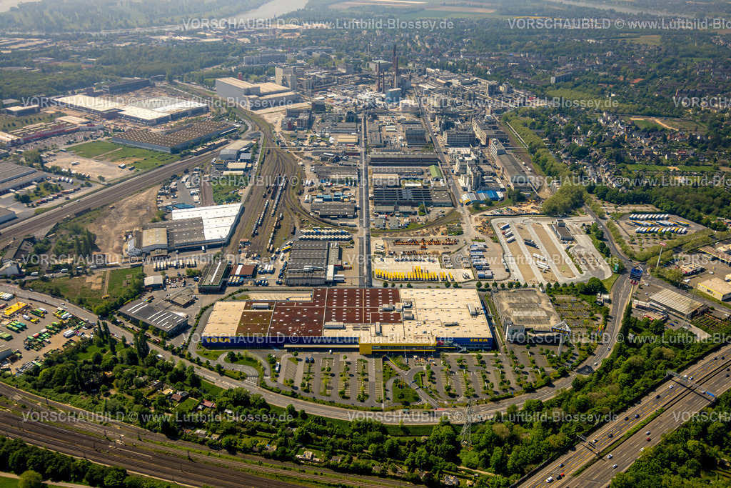 Duesseldorf240501246 | Luftbild, Gewerbegebiet Halbuschstraße, Ikea Möbelhaus und Werk Henkel AG, Anbindung Güterbahnhof, Holthausen, Düsseldorf, Rheinland, Nordrhein-Westfalen, Deutschland