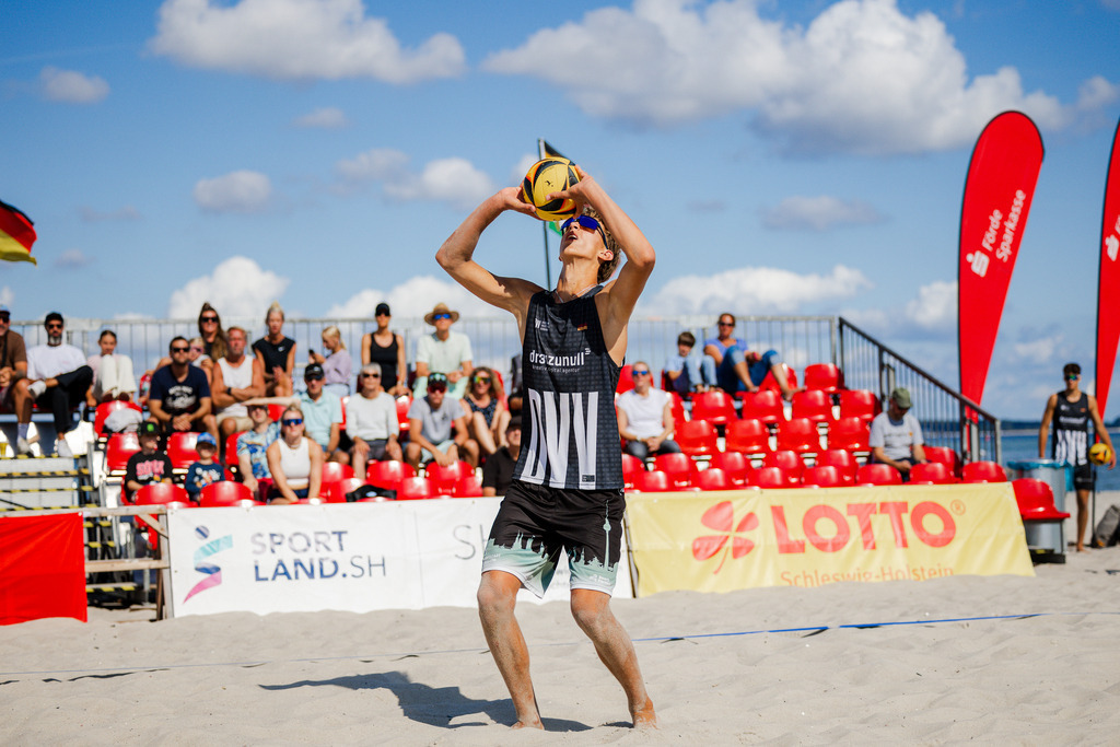 Beachvolleyball I Saison 2026 I Deutsche Meisterschaft U19 I 3. Tag | Jasper Lorenz Fotografie - Realisiert mit Pictrs.com