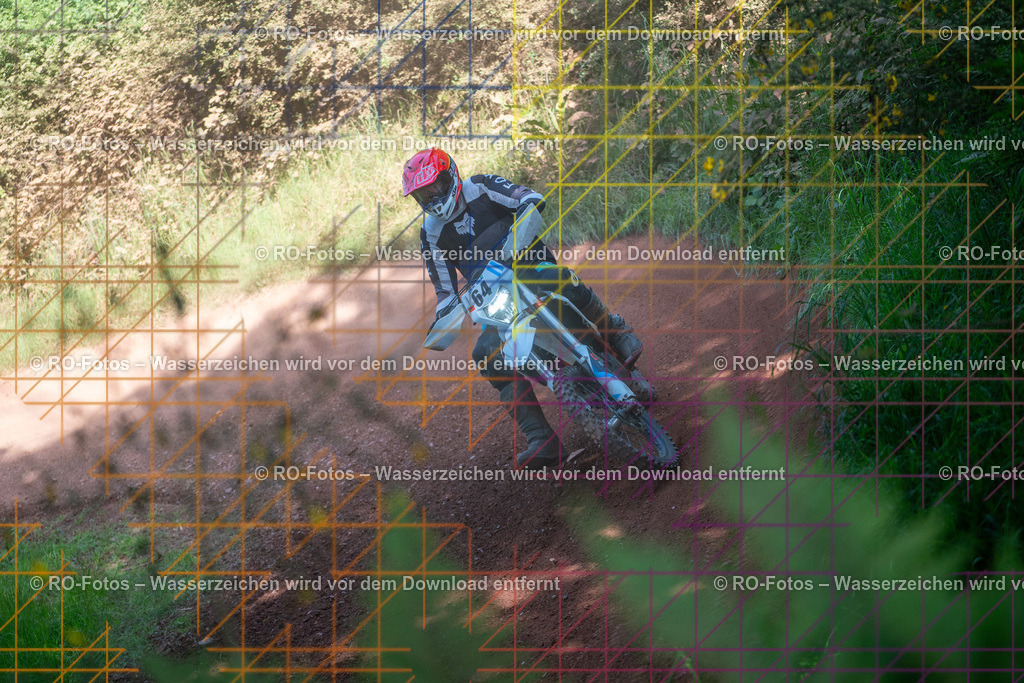 Wolfshausen 3 Lauf -798 | Sportfotografie von RO-Fotos: Motorsport, Motocross, Enduro, Laufveranstaltungen und Triathlon. Professionelle Fotos von Sportlern und Events. - Realisiert mit Pictrs.com