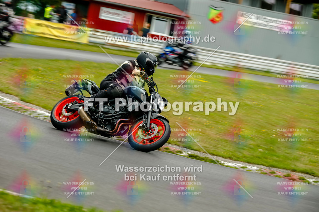 VBK-5035 | Hier findet Ihr Bilder von Touristenfahrten auf der Nürburgring Nordschleife oder von anderen Veranstaltungen die ich besucht habe. Viel Spass beim Durch Schauen 