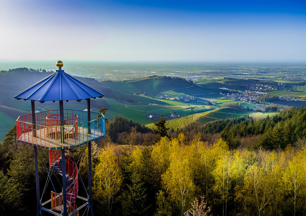 MPI_Renchtal_0001 | Blick vom Gieigerskopfturm über Bottenau - Realisiert mit Pictrs.com