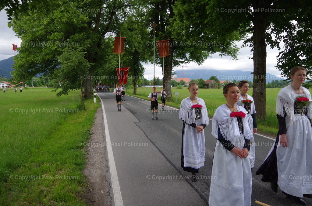 IMGP5818 | fotografiert von Axel PollmannLeonhardi Wallfahrt Benediktbeuern und Murnau, Fronleichnam, Fasching, Landschaft im Loisachtal und Benediktbeuern  - Realisiert mit Pictrs.com