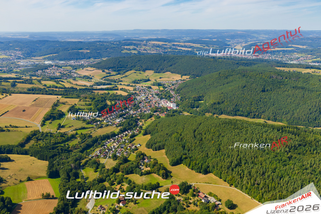 Luftaufnahme von  Weißenbrunn - Die Luftaufnahme wurde 2025 vom UL-Flugzeug heraus erstellt ( keine Drohne ) - Hochauflösende Luftaufnahme - für professionelle Ausdrucke geeignet. Die Geschenkidee !Mit Lizenz und Bildrechte bestellbar