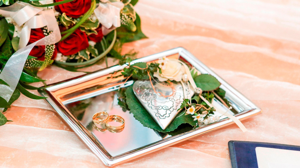 top-top.de Hochzeiten170 | Foto, Video, Fotografie, Videografie, Fotobox, DJ, Discjockey, Musik, Musikbox, Veranstaltung, Photobooth, Amazon, Ebay, Buchtipp, Bestseller, Autor, Verlag, Buch, Wesel, Hamminkeln, NRW, Dinslaken, Rees, Drohne, Hochzeit, Party, Fotobox, Wesel, Fotograf