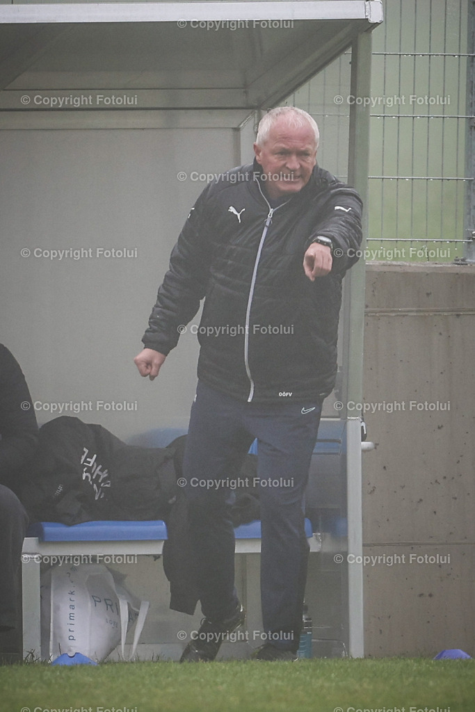A-BINDER_20240601_0053 | St.Stefan,AUSTRIA,01.June.24 - SOCCER - Zaunergroup OOE Ladies Cuo, LASK vs FCPS. Image shows head coach Martin Muehlgrabner (Kematen).Photo: Sportmediapics.com/ Manfred Binder