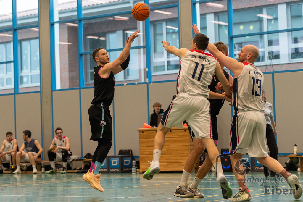 VFL Rastede-Westerstede 3 | VFL Rastede (weiß)-Westerstede 3 (schwarz) am 22.02.2026 in Rastede (Sporthalle); Photo: Philip Eiben 2025 - Realisiert mit Pictrs.com