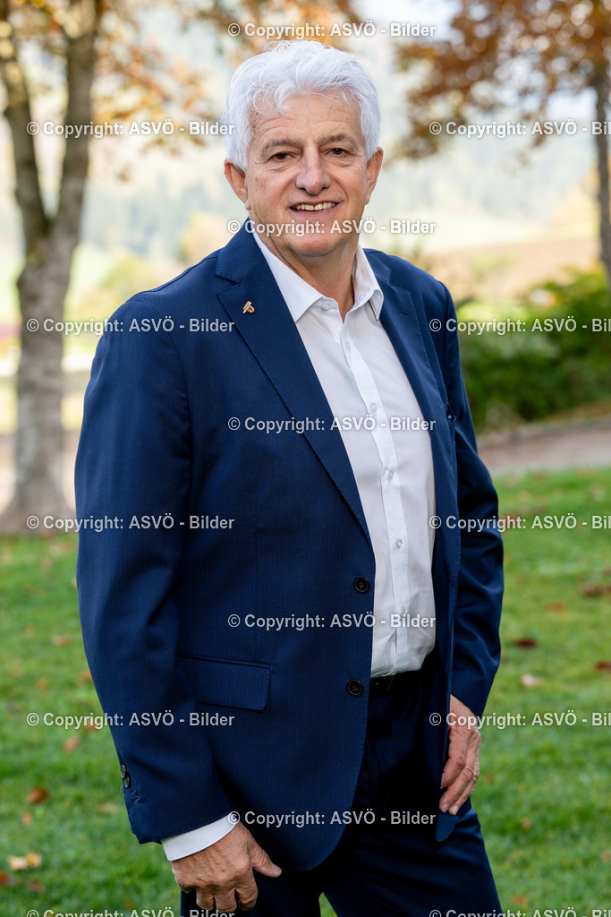 Hubert Piegger_ ASVÖ Tirol-8 | 19.10.2024, Aigen im Ennstal, AUT, ASVÖ, Porträt Bilder Bundesvorstandsitzung 2024 im Imlauer Hotel Schloss PichlarnHubert Piegger©ASVÖ / Harald Dostal  - Realisiert mit Pictrs.com