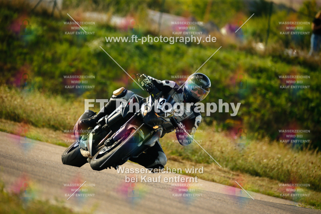 _MOT5968 | Hier findet Ihr Bilder von Touristenfahrten auf der Nürburgring Nordschleife oder von anderen Veranstaltungen die ich besucht habe. Viel Spass beim Durch Schauen 