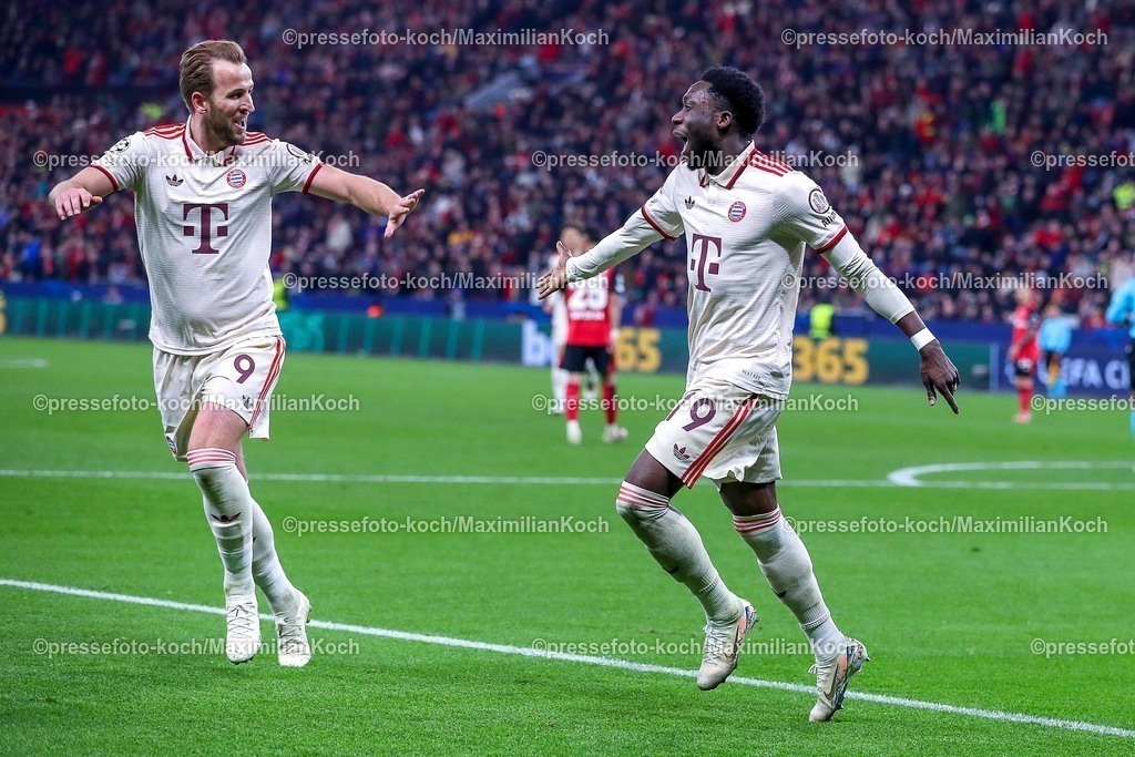 UCL11032502439 | 11.03.2025, Fußball, UEFA Champions League, Bayer 04 Leverkusen - FC Bayern München, Achtelfinale Rückspiel, BayArena, Saison 2024 2025: Torjubel nach dem 2:0 durch Torschütze Alphonso Davies (FC Bayern #19). Zusammen mit Harry Kane (FC Bayern #9)DFB regulations prohibit any use of photographs as image sequences and or quasi-video.