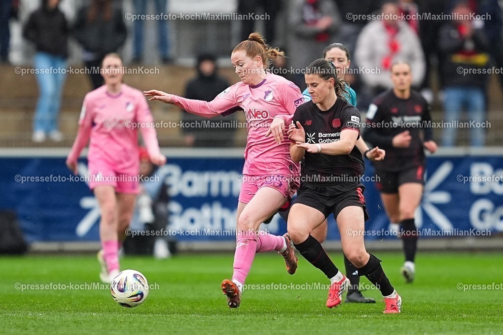 xYDRx22022601019 | 22.02.2026, xydrx, Frauen Fußball, 1.Fußball Bundesliga, Bayer 04 Leverkusen - TSG 1899 Hoffenheim, Saison 2025 2026, Ulrich-Haberland-Stadion: Nikee Van Dijk (TSG 1899 Hoffenheim #25) im Zweikampf gegen Katharina Piljic (Bayer 04 Leverkusen #6)   DFB regulations prohibit any use of photographs as image sequences and or quasi-video.Photo: xYannisxDreimannxPressefotoKochx