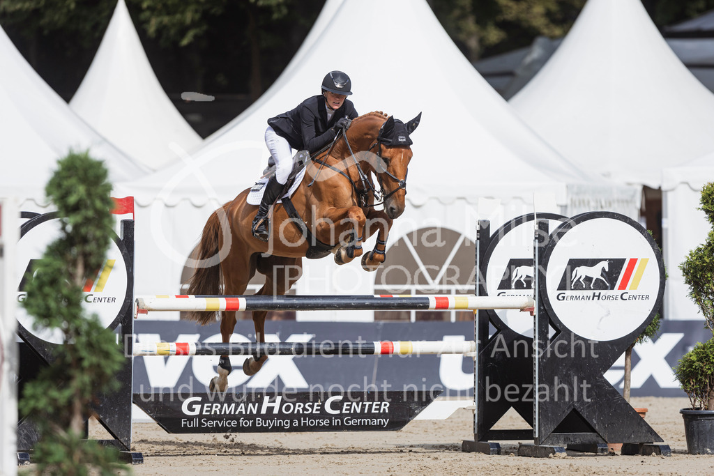 240912_OWLCh_SprPf-M-161 | Deine schönsten Turniermomente als professionelle Fotos! Entdecke hochwertige Pferdesport-Fotografie im Online-Shop. Jetzt Fotos finden & bestellen!
