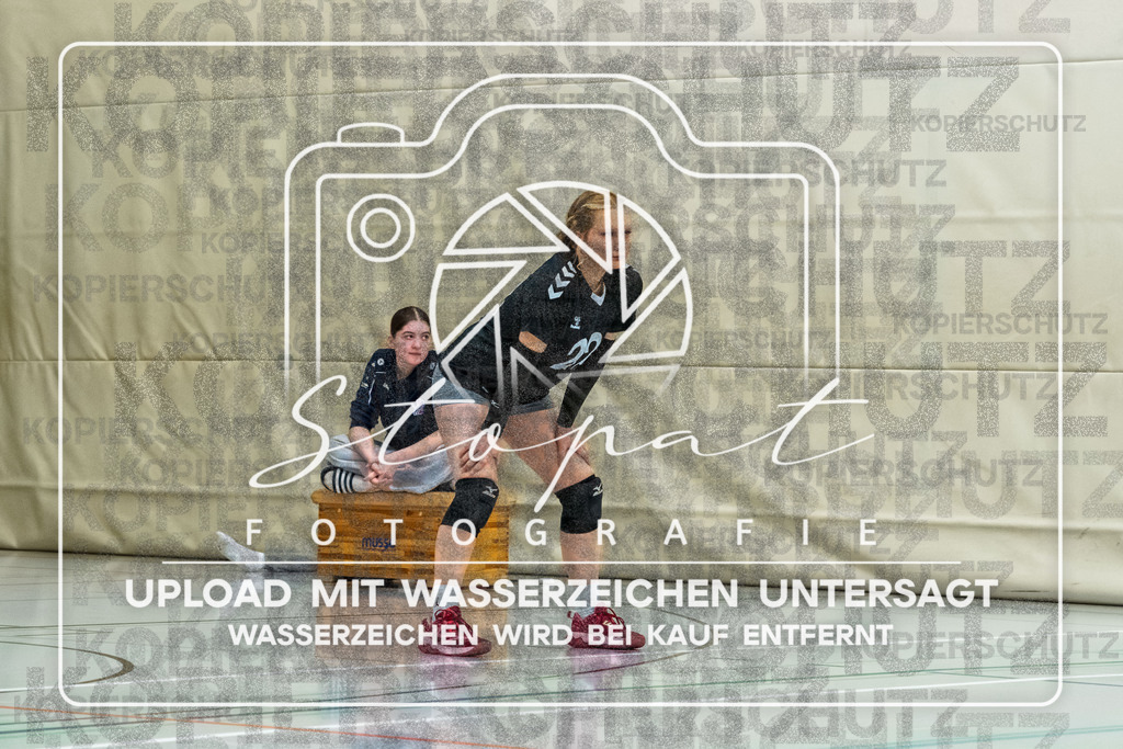 TVJ-1107 | Volleyball Doppelspieltag der 2. Damenmannschaft des TV Jahn Walsrode in der Bezirksklasse 4 Bremen/Lüneburg gegen SG Örtzetal II &amp; SVG Lüneburg VII  in der Sporthalle Gymnasium Walsrode, Walsrode (Simon Paul Stopat) - Realisiert mit Pictrs.com
