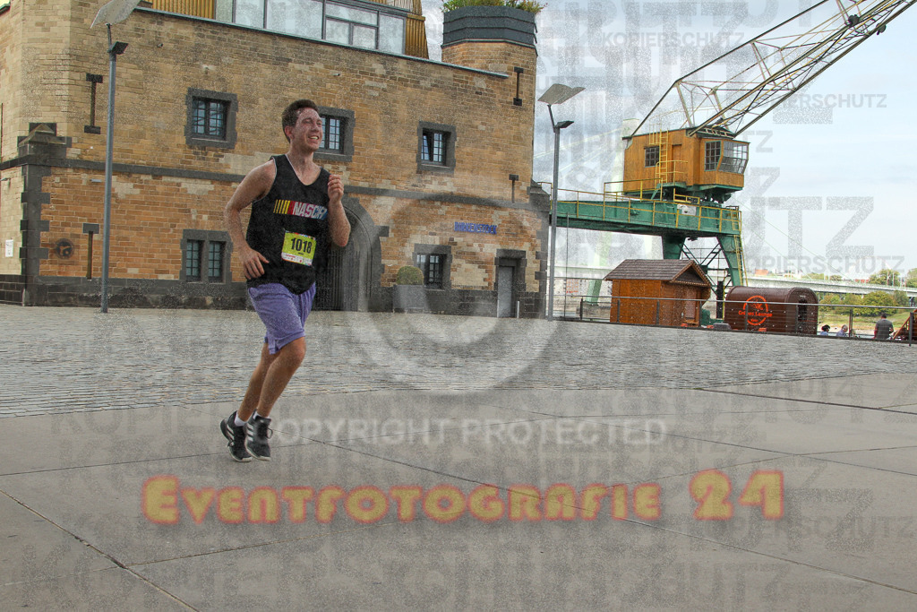 250920_1522_EV4_8604 | Sportfotografie im Rhein-Sieg Kreis, Köln, Bonn, NRW, Rheinland Pfalz, Hessen, etc. Unser Tätigkeitsfeld umfasst den Laufsport vom Volkslauf über den Marathon, Duathlon, Triathon bis zum Ultralauf wie Kölnpfad Ultra oder Schindertrail.
