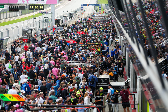 DTM725_091317502816290JS_JS | DTM, 13. + 14. Rennen Red Bull Ring by VKB-Bank 2025 - Foto: Gruppe C Photography - Realisiert mit Pictrs.com