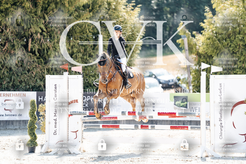 CK908820 | Turnierfotografie Pferdefotografie Trier Rheinland-Pfalz Pferdesport Reitsport Tierfotografie Sportfotografie Pferdevideo Pferdevideografie Equestrianvideography equestrianphotography  - Realisiert mit Pictrs.com
