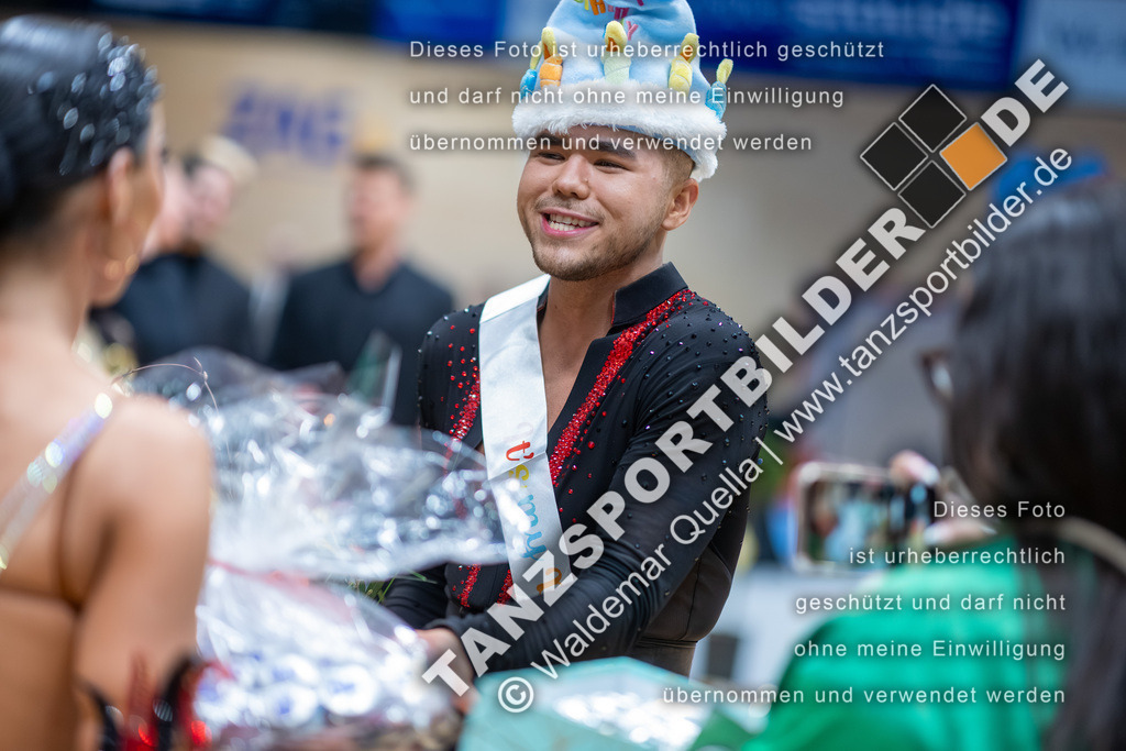 20260328-04142 | Hier finden Sie Tanz Bilder vom Latein und Standard Formationen tanzen. Sportbilder vom Tanzsport. Schöne Fotos und von Weltmeisterschaft, Europameisterschaft, Bundesliga, Regionalliga, Oberliga und Landesliga sowie von GOC Stuttgart, DanceComp, WM Bremen