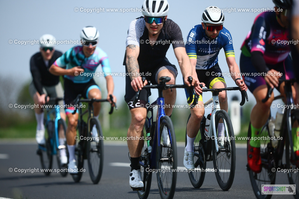 511_TRA55737 | Neusiedlersee Radmarathon 2026@sportshot_your_pictrs #yourpictures#roadtowm2029 #nrm #neusiedlerseeradmarathon #neusiedlersee #neusiedlerseetourismus #burgenland #mörbisch #nrm26 #burgenlandtourismus #voglundco #poweredbyburgenlandtourismus #radsport #rad #marathon #ucigranfondo #visitburgenland #ucigranfondoworldseries