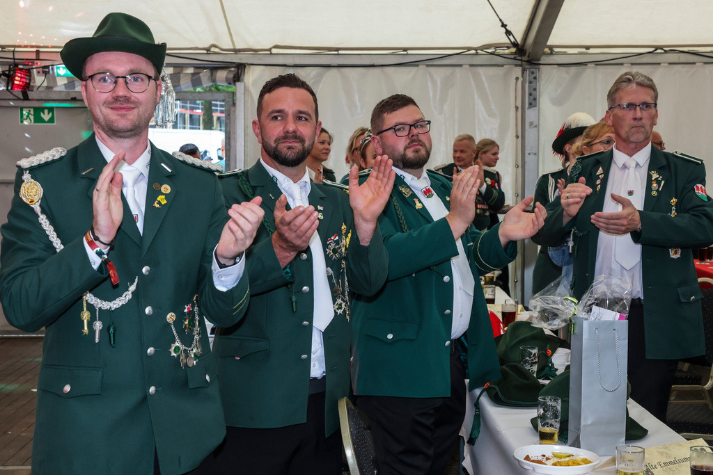 top-top.de 240601-160 | Foto, Video, Fotografie, Videografie, Fotobox, DJ, Discjockey, Musik, Musikbox, Veranstaltung, Photobooth, Amazon, Ebay, Buchtipp, Bestseller, Autor, Verlag, Buch, Wesel, Hamminkeln, NRW, Dinslaken, Rees, Drohne, Hochzeit, Party, Fotobox, Wesel, Fotograf