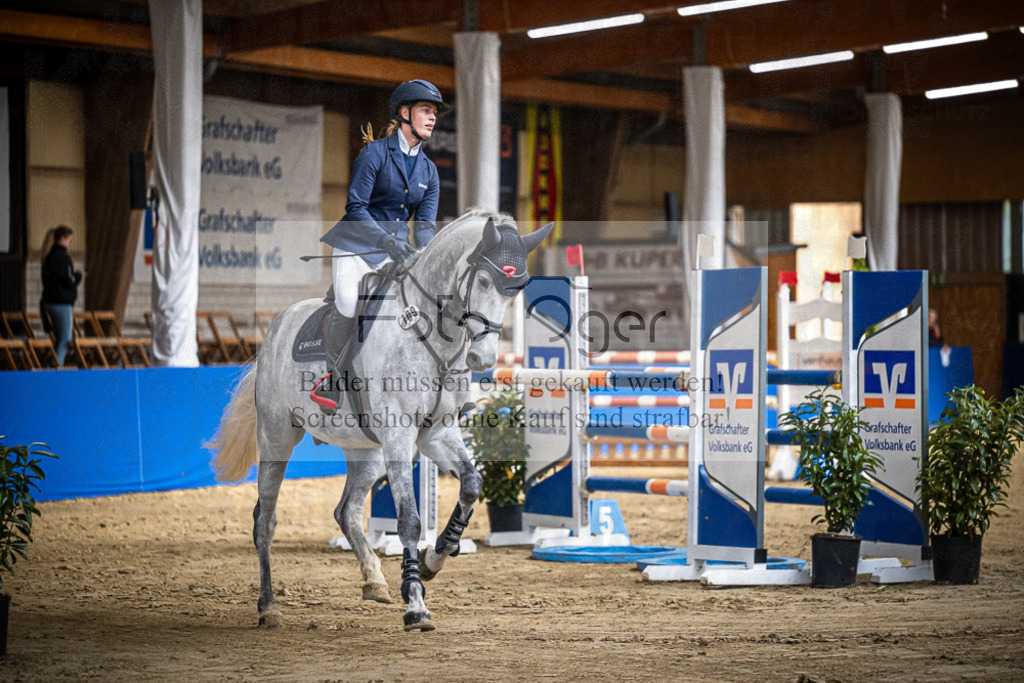 DOS_0190 | Entdecke hochwertige Reitturnierfotos von Foto Oger. Professionell, emotional und authentisch – jetzt Lieblingsmomente im Shop bestellen.Deutschlandweite Turnierfotografie. - Realisiert mit Pictrs.com