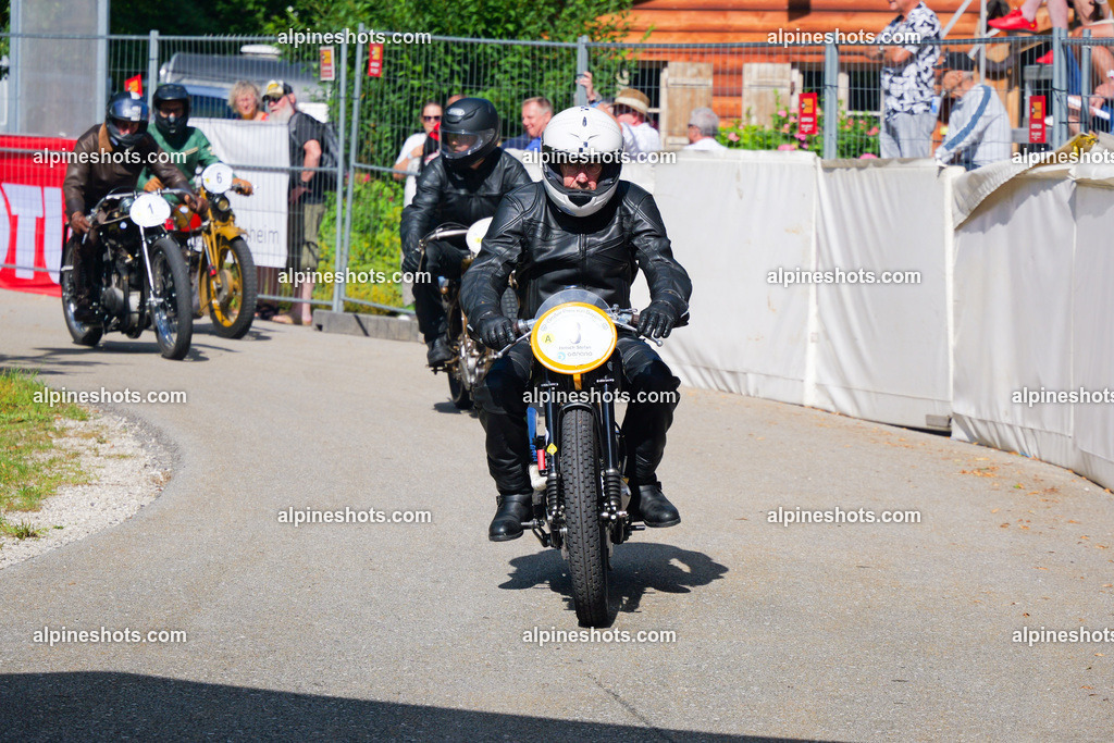 P1025898 | Erleben Sie atemberaubende, hochqualitative Fotos Ihrer Fahrt entlang der malerischen Alpenstraßen. Besuchen Sie alpineshots.com, um professionelle Aufnahmen Ihrer unvergesslichen Reise zu finden und zu kaufen - Realisiert mit Pictrs.com