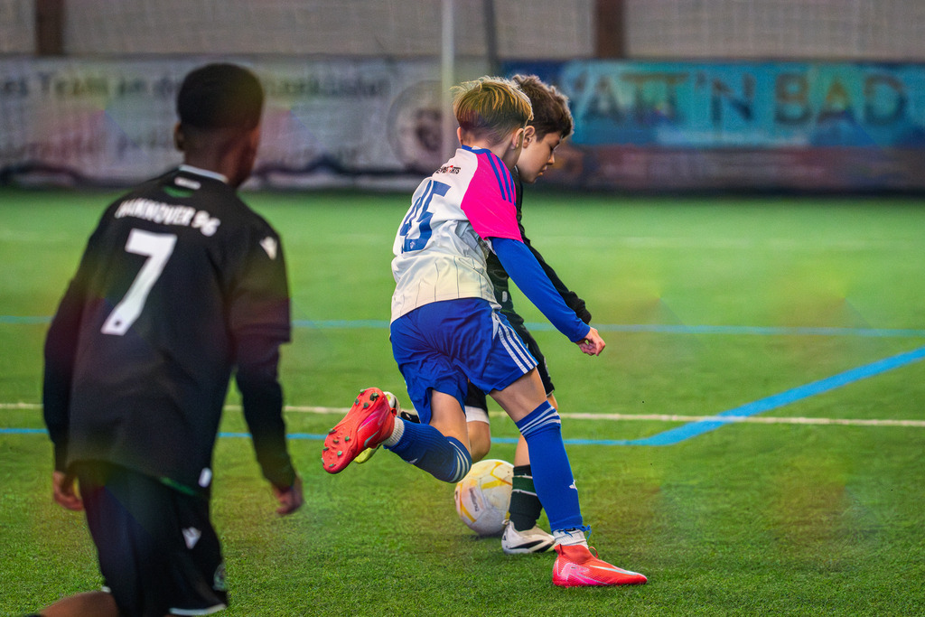 _BLR9162 | Professionelle Fußball- und Sportfotografie. Spielbilder online ansehen und kaufen – Einzelbilder oder komplette Galerien in hoher Qualität. - Realisiert mit Pictrs.com