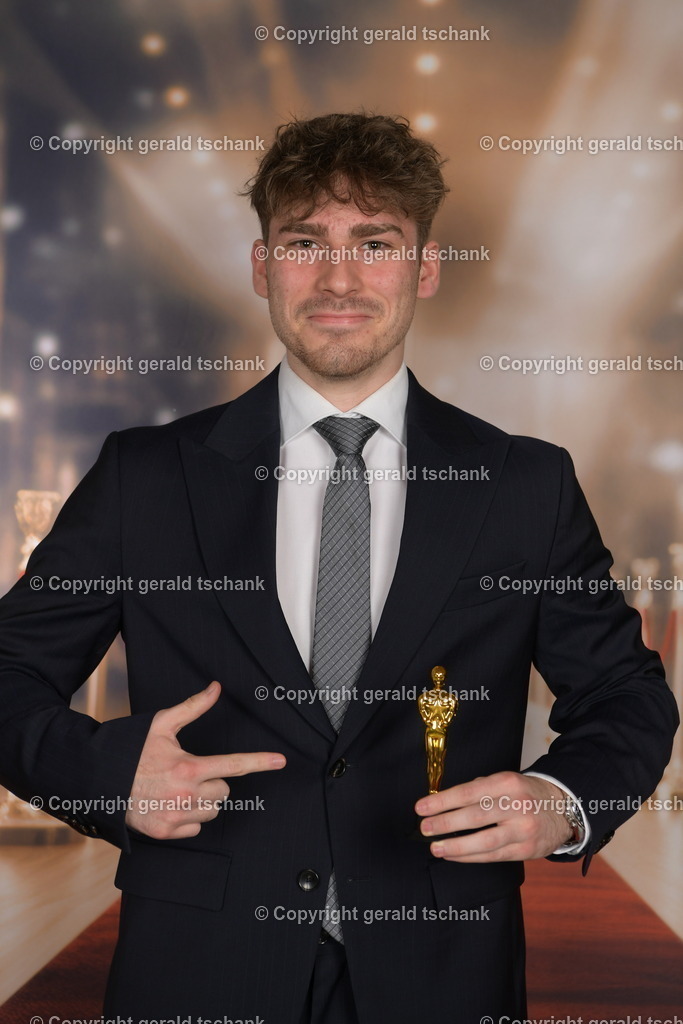MT1_5041 | Wählen Sie hier bitte Ihr bestes Foto aus, mit diesem Bild wird Ihr Set produziert. Sollten Sie kein Bild wählen oder mehrere suchen wir das Beste aus!