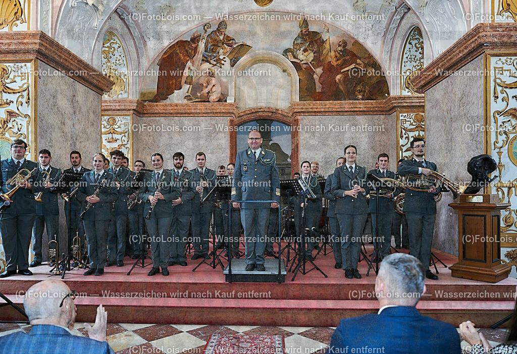 ALS1707_XXXIX-Chopin-Festival_Ausklang_Militaermusikkapelle NOe | (C)FotoLois.com, Alois Spandl, XXXIX. internationales CHOPIN-Festival in der Kartause Gaming, AUSKLANG in der Barockbibliothek mit der Militärmusik Niederösterreich unter der Leitung von Militärkapellmeister Oberst Adolf Obendrauf, So 6. August 2023.