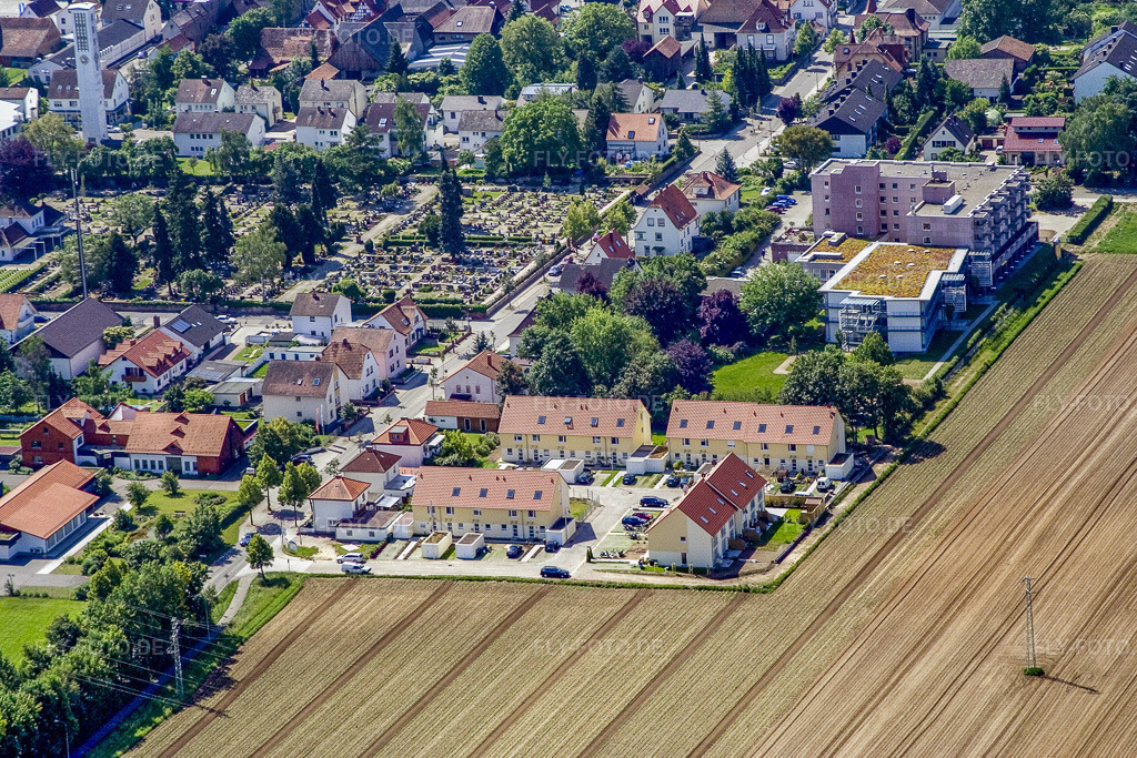 Luftbild: Landauer Straße in Kandel im Bundesland Rheinland-Pfalz in Deutschland. Foto: IMG_2334.jpg vom 03.06.2006 durch Werner Riehm/FLY-FOTO.de