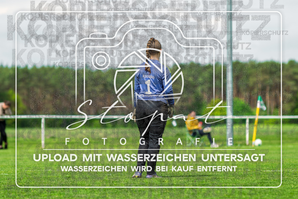 Kreisliga Damen HK/CE - Kickers Wolthausen vs. SG Fulde | Chiara-Celine Normann (Kickers Wolthausen #1); Kreisliga Damen HK/CE - Kickers Wolthausen vs. SG Fulde am 17.05.26 in Sportplatz Wolthausen, Wolthausen - Realisiert mit Pictrs.com