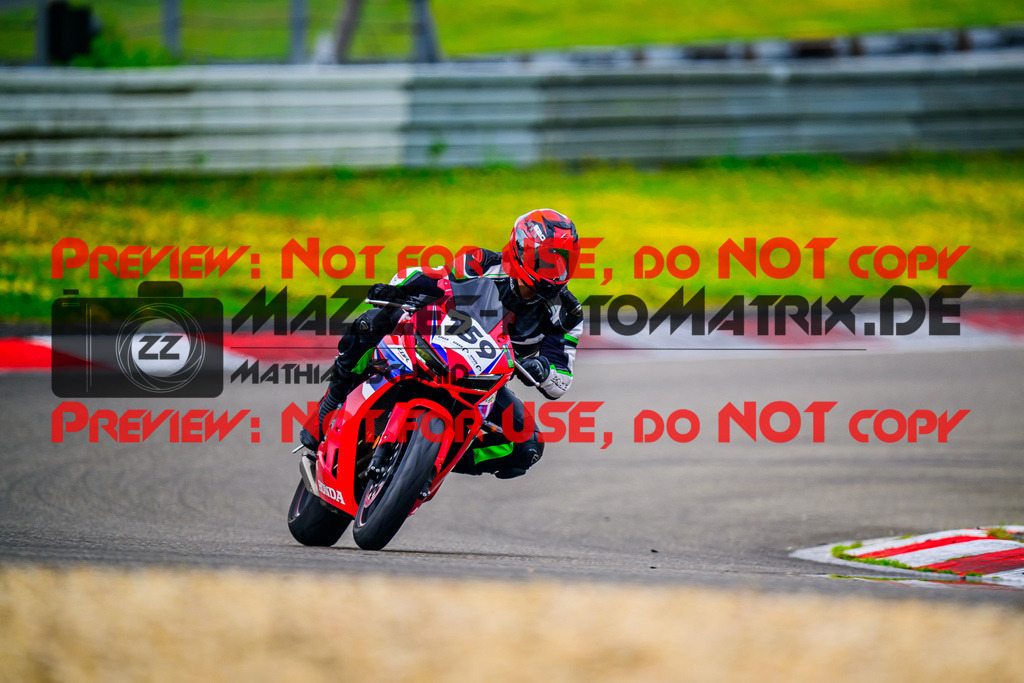 MaZZes_FotoMatrix_240804_6007705_1913 | Fotograf Mathias Schmid
Sportfotograf,
Eventfotograf,
Hochzeitsfotograf,
Portraitfotograf