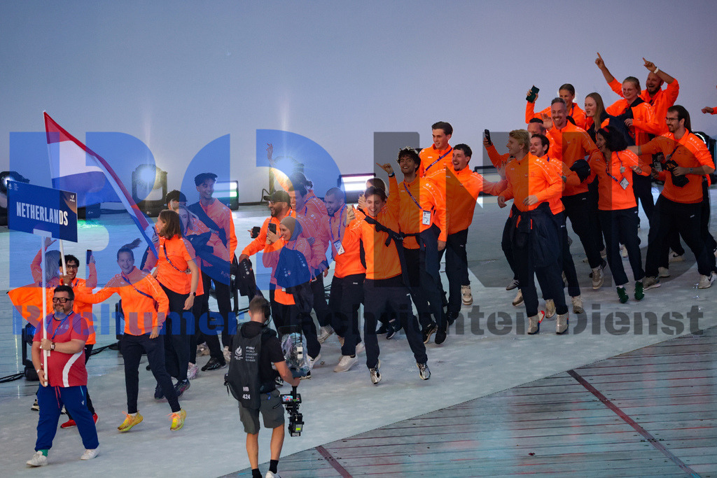 SES_TTGOPC20250716-99 | bond - Realisiert mit Pictrs.com