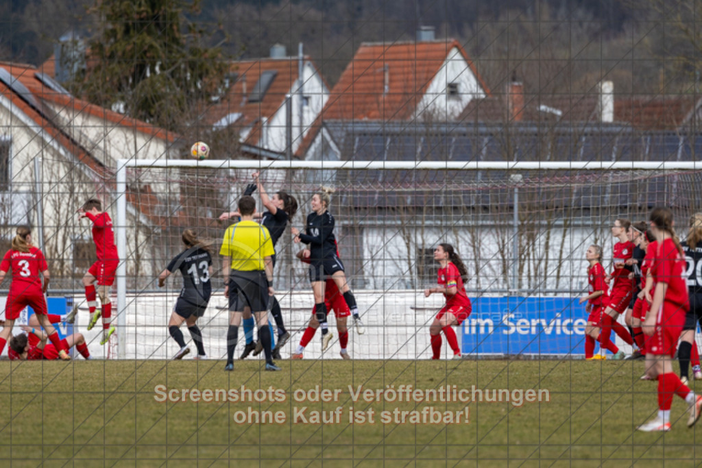 20250223_132508_0142 | #,1.FC Donzdorf (rot) vs. TSV Tettnang (schwarz), Fussball, Frauen-WFV-Pokal Achtelfinale, Saison 2024/2025, Rasenplatz Lautertal Stadion, Süßener Straße 16, 73072 Donzdorf, 23.02.2025 - 13:00 Uhr,Foto: PhotoPeet-Sportfotografie/Peter Harich