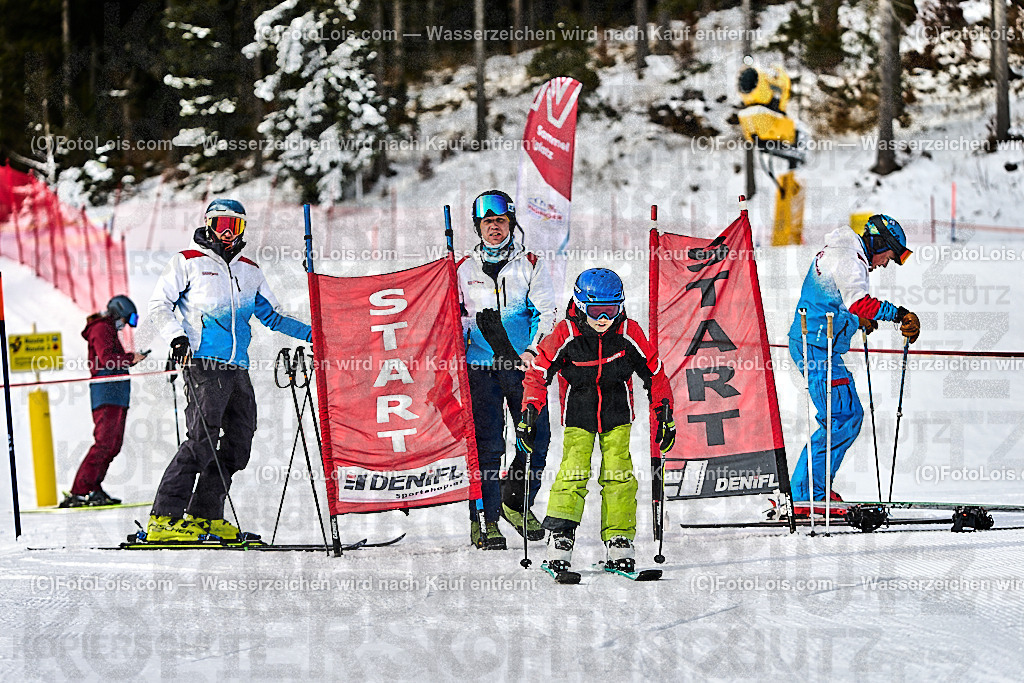 _ALP8824_Neujahrs-Skikurs | Ski- und Snowboardschule Haginger beim NEUJAHRS-Skikurs 2026, Kursabschlussrennen am Mo 5. Jänner 2026.