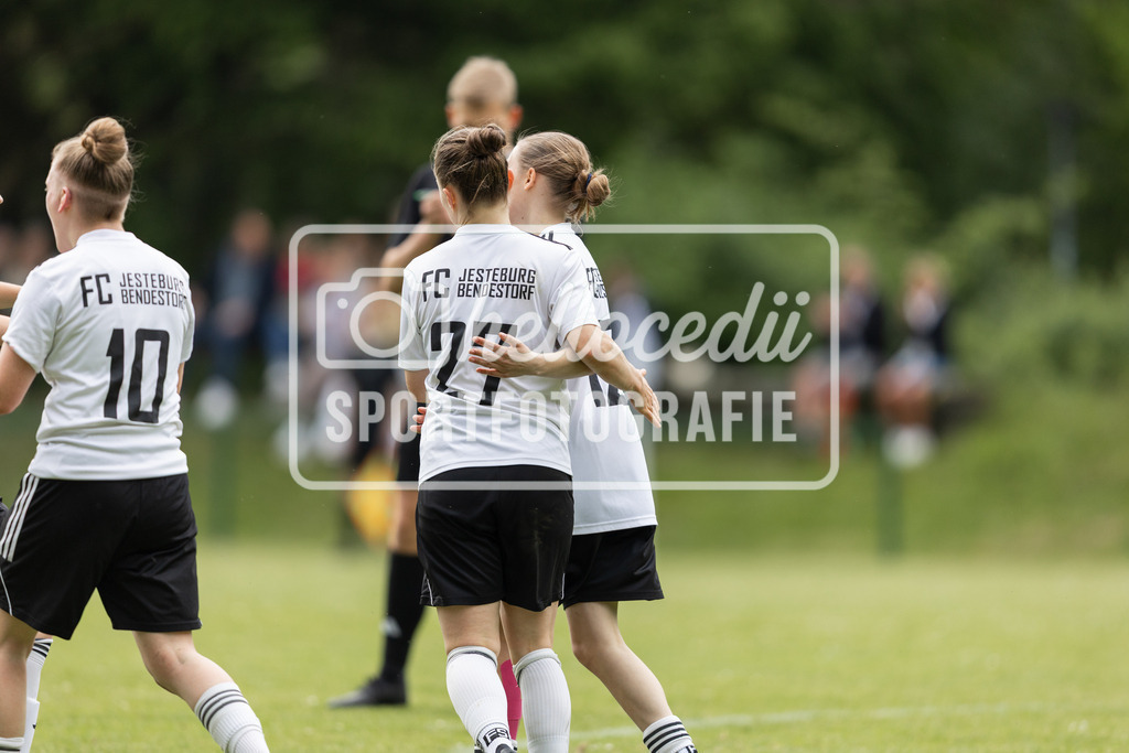 Fußball I Frauen I Saison 2025-2026 I Oberliga Niedersachsen I FC Jesteburg-Bendestorf - BW Hollage I 12764 | realhellocedii - Realisiert mit Pictrs.com