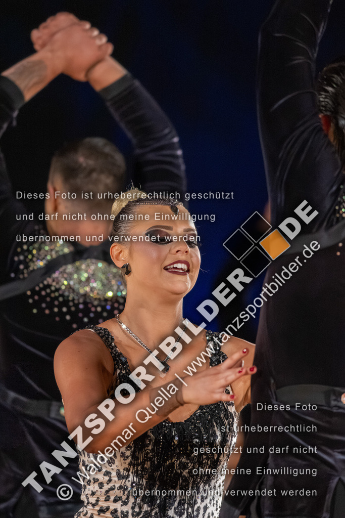 20260321-12460 | Hier finden Sie Tanz Bilder vom Latein und Standard Formationen tanzen. Sportbilder vom Tanzsport. Schöne Fotos und von Weltmeisterschaft, Europameisterschaft, Bundesliga, Regionalliga, Oberliga und Landesliga sowie von GOC Stuttgart, DanceComp, WM Bremen