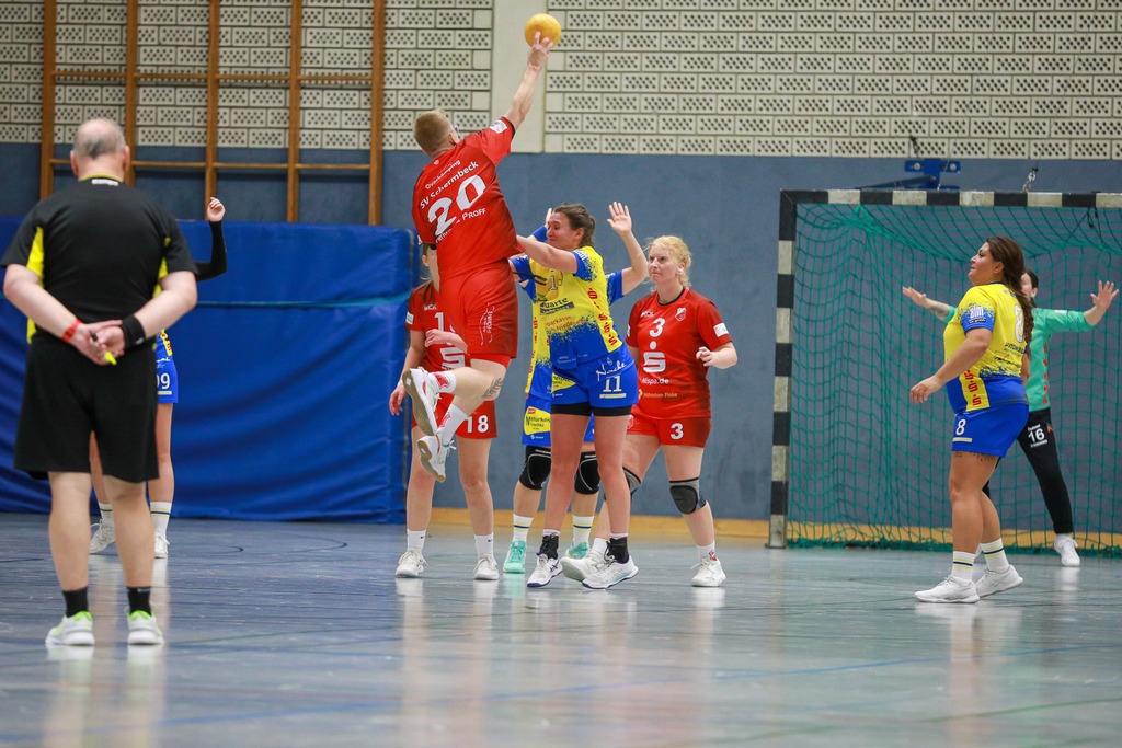 SVN_SvSchermbeck_051024_193 | Bildergalerie von Sport-Ereignissen aber auch von weiteren spannenden Dingen - nicht nur vom Niederrhein. In Anlehnung an den bekannten Spruch von Hanns Dieter Hüsch heißt das Motto: "Niederrhein ist überall".  - Realisiert mit Pictrs.com