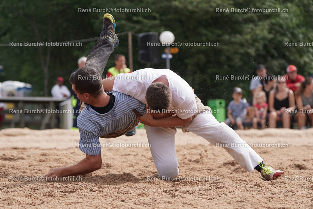 DSC09549-2 | René Burch leidenschaftlicher Fotograf aus Kerns in Obwalden.  Hier finden sie Sport, Landschaft und Natur Fotografie.
 - Realisiert mit Pictrs.com