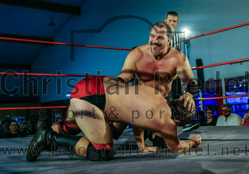 2023-11-11_065_Erding_Wrestlingshow | Erding, Deutschland, 11.11.2023:
Wrestling, Saison 2023, EWS Wrestling ERDING

Foto: Christian Riedel / fotografie-riedel.net