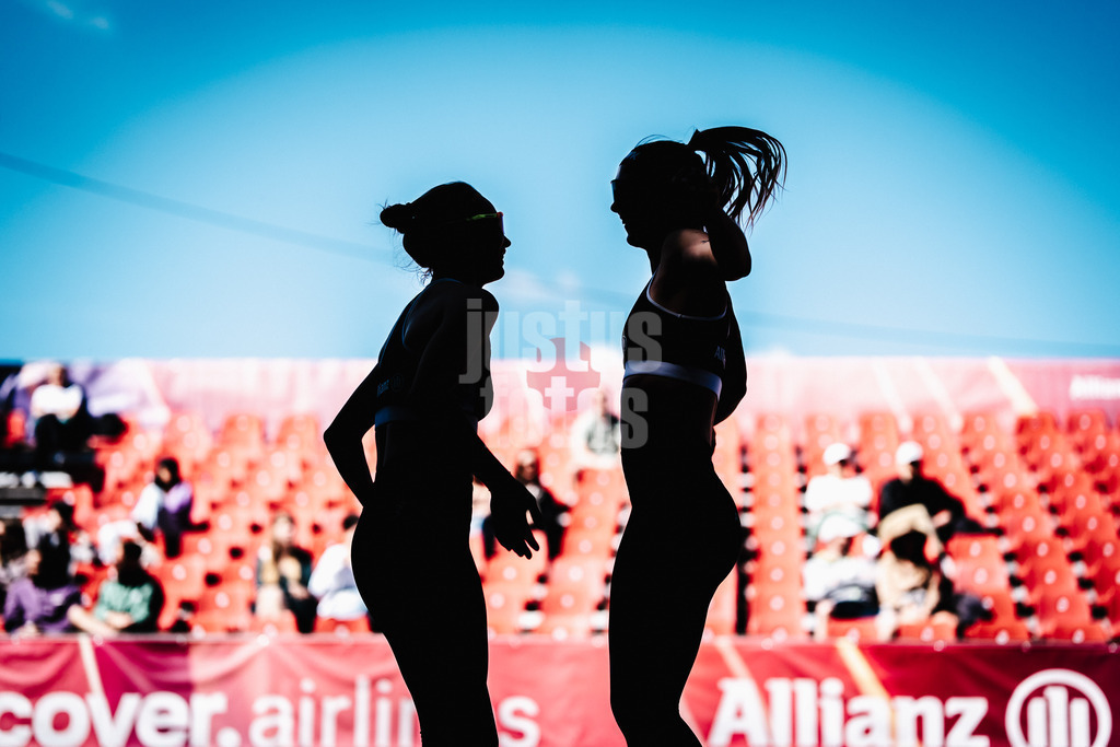 Beachvolleyball | Frauen | Allianz German Beach Tour 2025 | Tourstop Düsseldorf | 16.05.2025 | v.l. Tabea Schwarz und Sandra Ittlinger jubeln nach dem Sieg