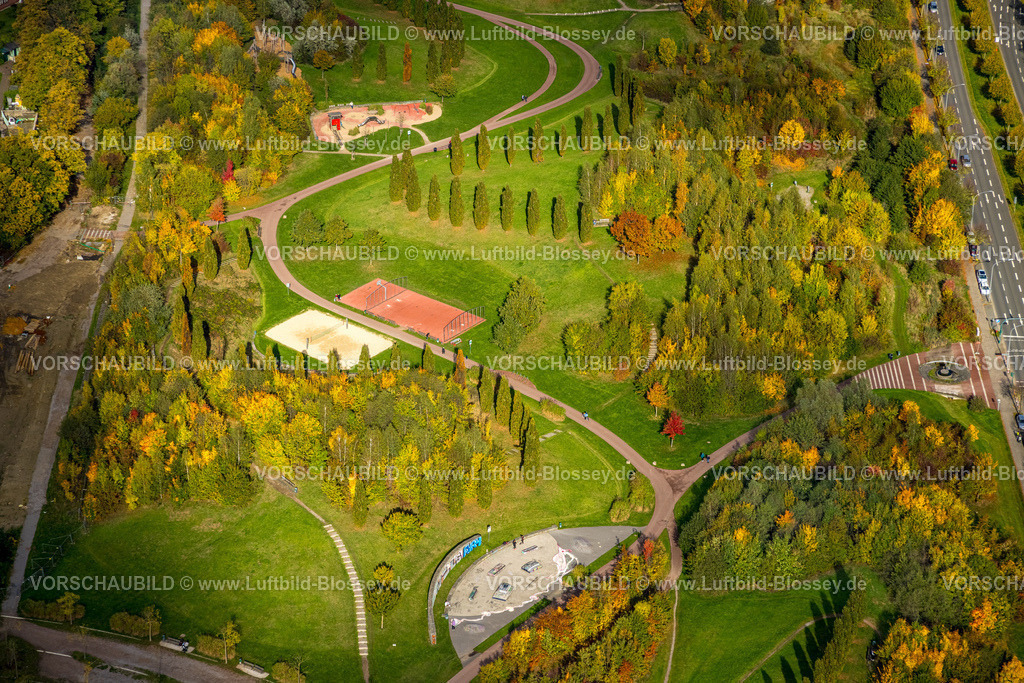 Essen251003286Mitte | Luftbild, Krupp-Park mit herbstlichen Bäumen, Formen und Farben, Westviertel, Essen, Ruhrgebiet, Nordrhein-Westfalen, Deutschland