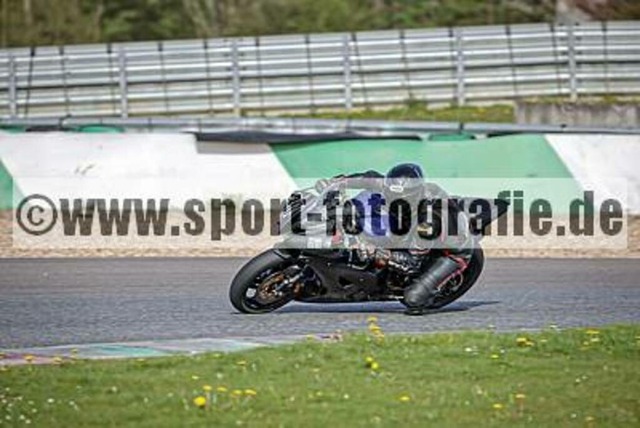 pube1758 | Professionelle Fotos von Sportveranstaltungen, aber auch Hochzeiten und anderen Events. - Realisiert mit Pictrs.com