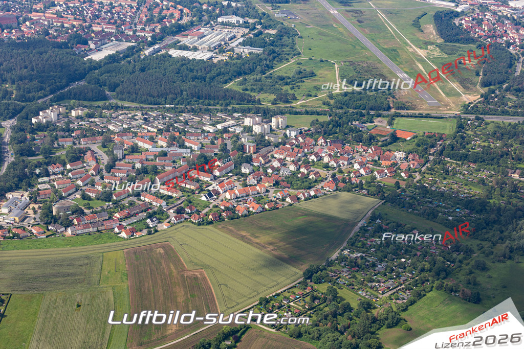 Das Luftbild der Stadt Lichteneiche wurde 2019 vom Flugzeug heraus erstellt (keine Drohne) Aufnahmehöhe ca.400 Meter- hohe Auflösung- beste Druck-Qualität garantiert!