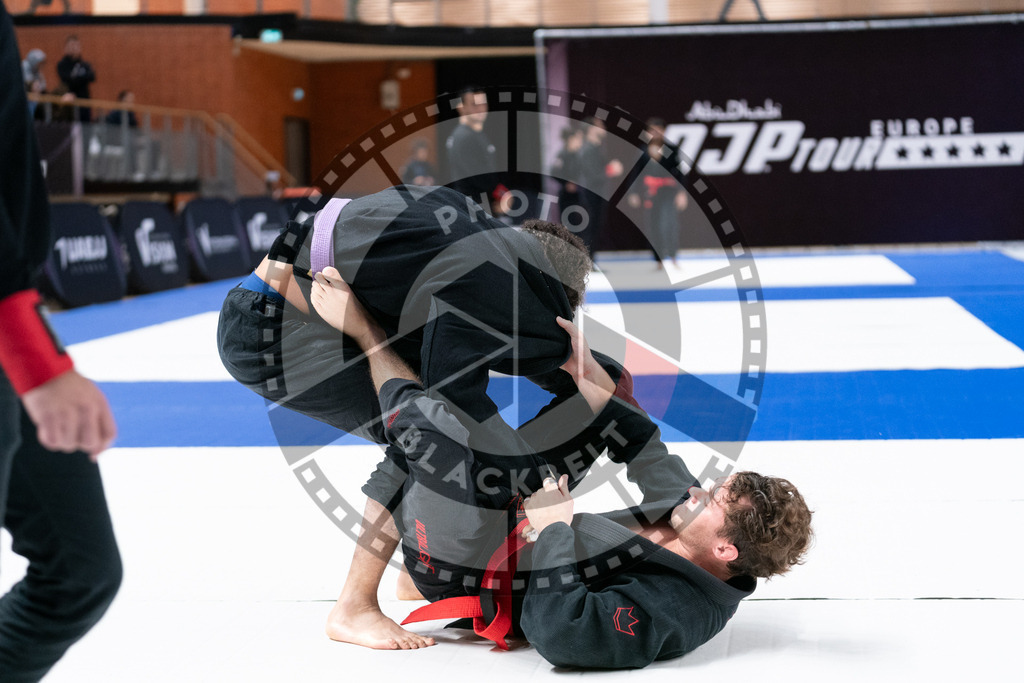 20241012PBB1122 | Athletes compete during the AJP Tour Europe Continental Jiu-Jitsu Professional Championship on October 12, 2024 in Almere near Amsterdam, Netherlands. © Chiara Dazi / photoblackbelt