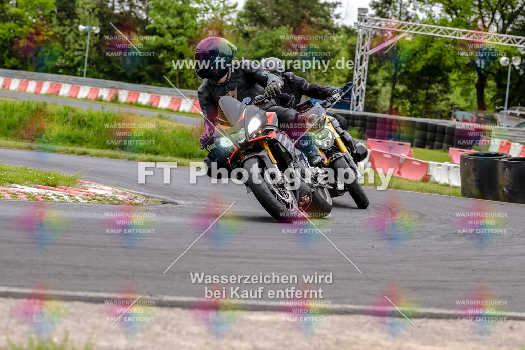 MotoTeamVBK-20522 | Hier findet Ihr Bilder von Touristenfahrten auf der Nürburgring Nordschleife oder von anderen Veranstaltungen die ich besucht habe. Viel Spass beim Durch Schauen 