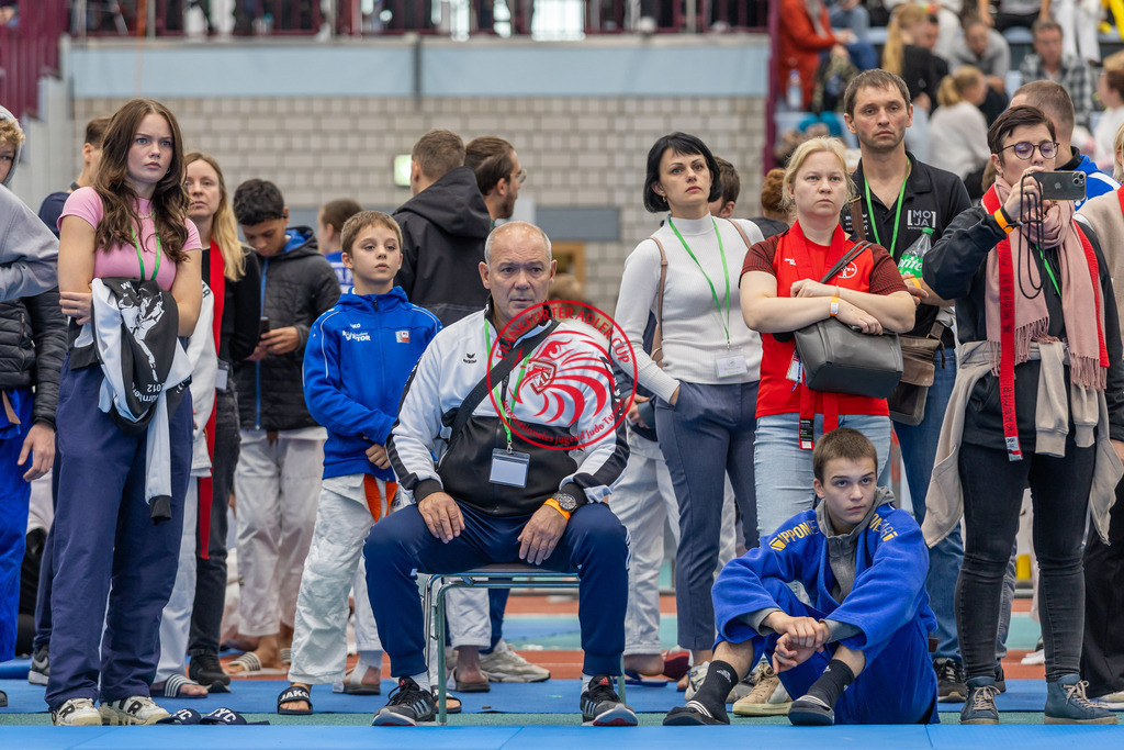 Internationaler Adler Cup 2024 | Foto vom Internationalen Adler Cup Judo Turnier im Sport- und Freizeitzentrum Kalbach im Oktober 2024 - Realisiert mit Pictrs.com