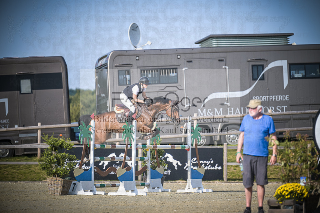 DOS_0302 | Entdecke hochwertige Reitturnierfotos von Foto Oger. Professionell, emotional und authentisch – jetzt Lieblingsmomente im Shop bestellen.Deutschlandweite Turnierfotografie. - Realisiert mit Pictrs.com