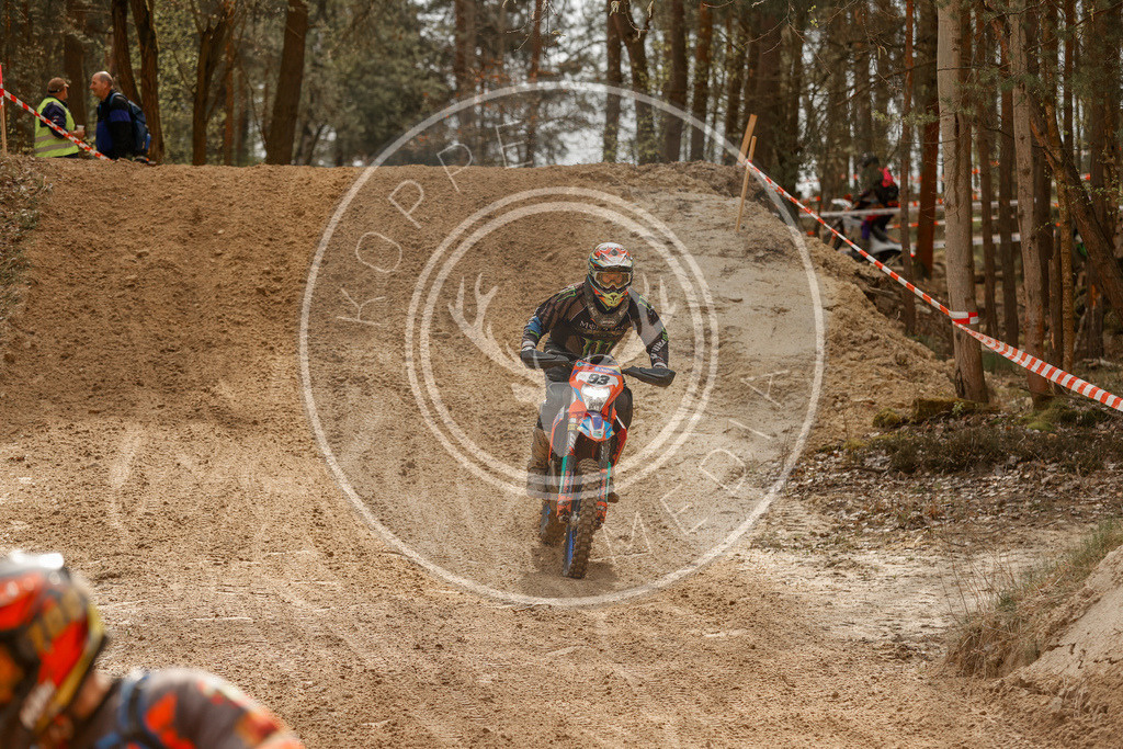 4TaktLauf1-74 | koppe-media - Realisiert mit Pictrs.com
