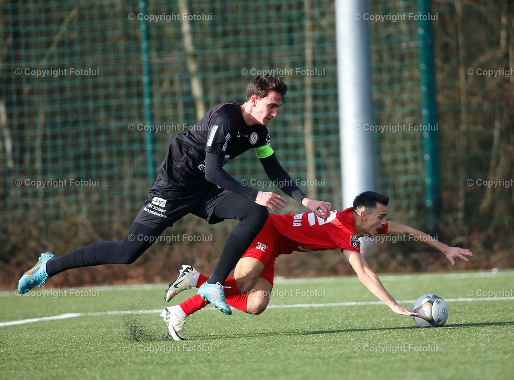 A_LUI_24022024_00012 | SPORT,FUSSBALL,TESTSPIEL ASKOE OEDTVORWAERTS STEYR 24.02.2024 IM BILD:FILIP BRESKIC (OEDT) UND STEFAN GOLDNAGL (V.STEYR)  FOTO:FOTOLUI