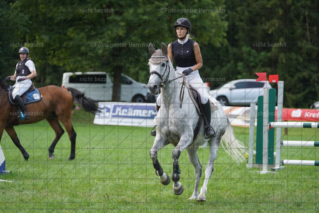 20240706-FAH06261 | Grafing Turnierfotos, Reitverein Ebersberg, Turnierfotografen Bayern, reitsportbilder, Pferdefotograf, reitsportfotograf, Sportbilder, Reitsportfotografie, Fotoagentur Herrmann, Turnierfotograf