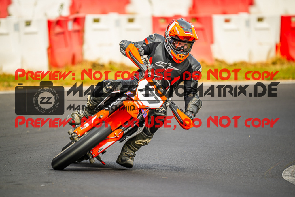 MaZZes_FotoMatrix_230701_9045 | S4